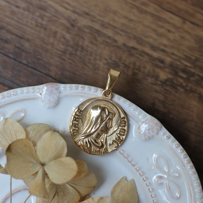 MODAGIRL Handmade Women's Gold Plated Heart Pendant Stainless Steel Necklace Pendants Jewelry Making without Chain Necklace